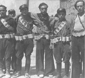 Des combattants anarchistes de la FAI
